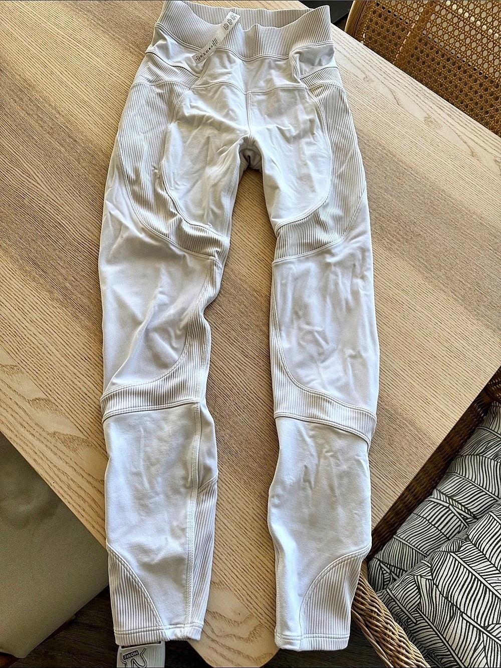 lululemon Align Ribbed Panel High-Rise Tight 25" White Size 4